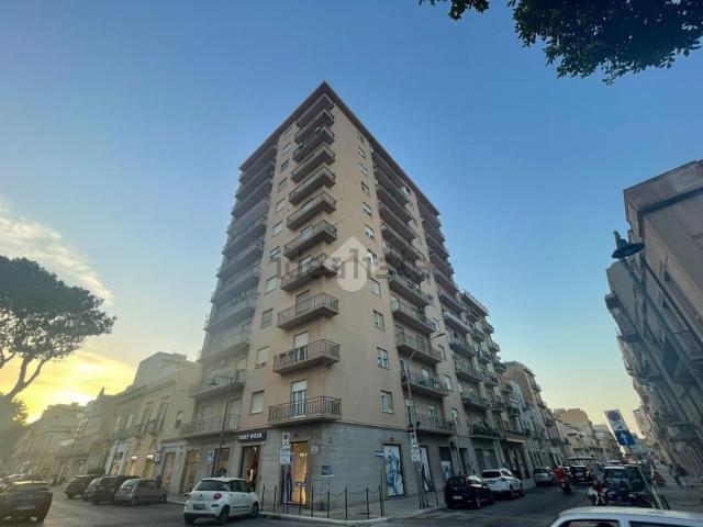 Appartamento in vendita di 161 m² in Via Colonnello Romey, 7