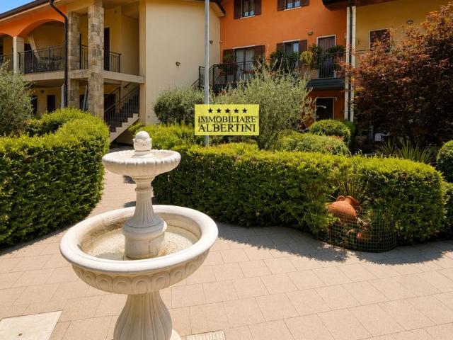 Appartamento in vendita di 161 m² in Via Cavour, 10