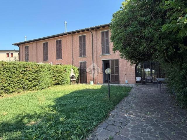 Appartamento in vendita di 161 m² in Via Cascina Lucchese