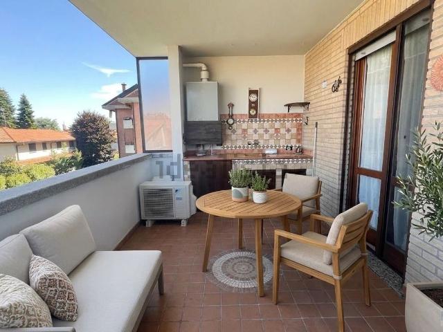 Appartamento in vendita di 161 m² in Via Cesare Battisti, 33