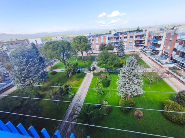 Appartamento in vendita di 161 m² in Via Aldo Moro, 35