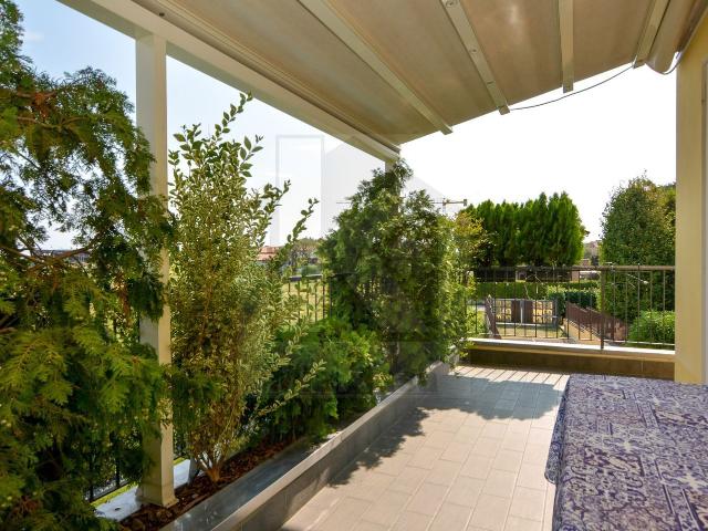 Appartamento in vendita di 161 m² in Via Alessandro Manzoni, 127