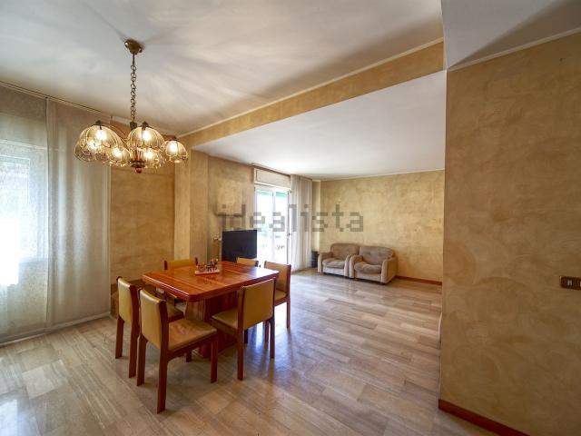 Appartamento in vendita di 161 m² in Via Bartolomeo Colleoni, 60