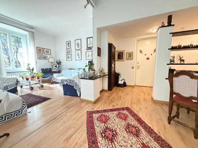 Appartamento in vendita di 161 m² in Via Gropallo