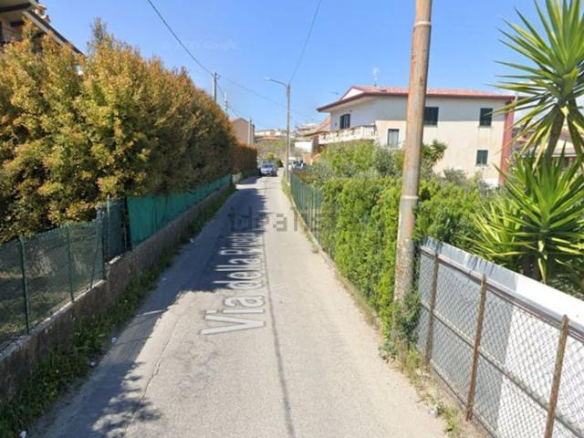 Appartamento in vendita di 161 m² in Via dei Garofani