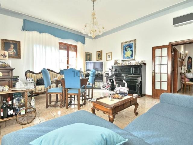 Appartamento in vendita di 161 m² in Via del Vecchietta