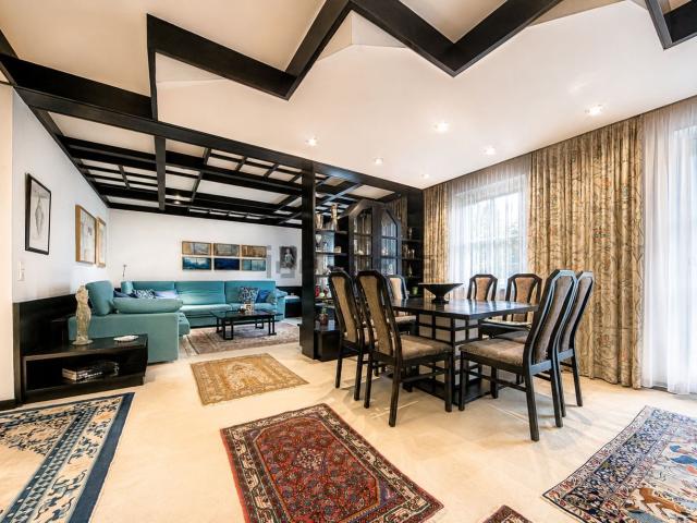 Appartamento in vendita di 161 m² in Via Huben, 7