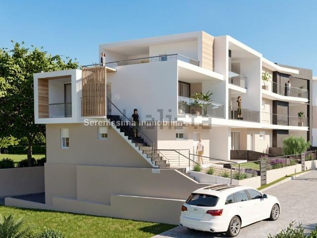 Appartamento in vendita di 161 m² in Via Indipendenza