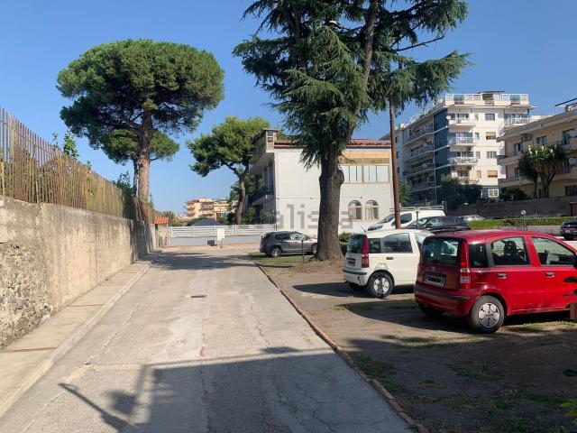 Appartamento in vendita di 161 m² in Via L. Zuppetta