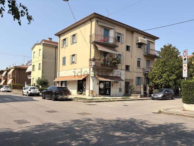 Appartamento in vendita di 161 m² in Via Paglia