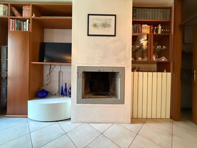 Appartamento in vendita di 161 m² in Via Paolo VI