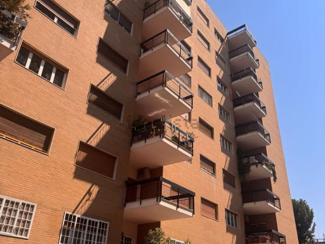 Appartamento in vendita di 161 m² in Via Papa Innocenzo XII