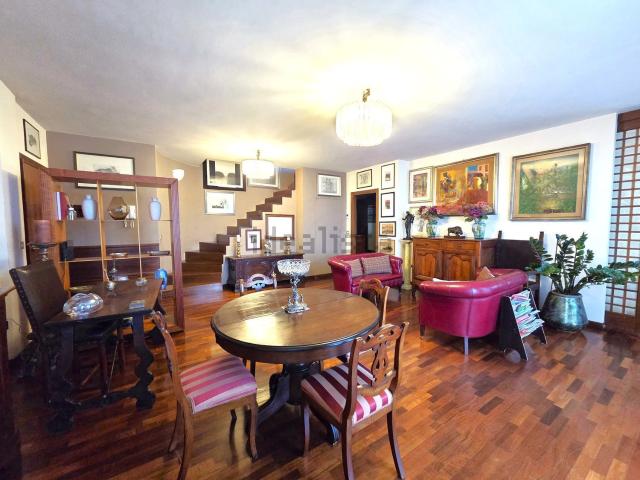 Appartamento in vendita di 161 m² in Strada Gonzaga, 4