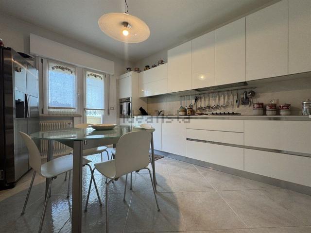 Appartamento in vendita di 162 m² in Via Don Minzoni