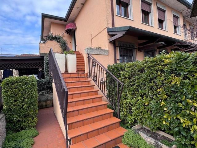 Appartamento in vendita di 162 m²
