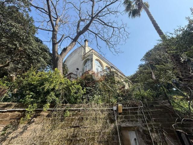 Appartamento in vendita di 162 m² in Via Colfiorito, 42