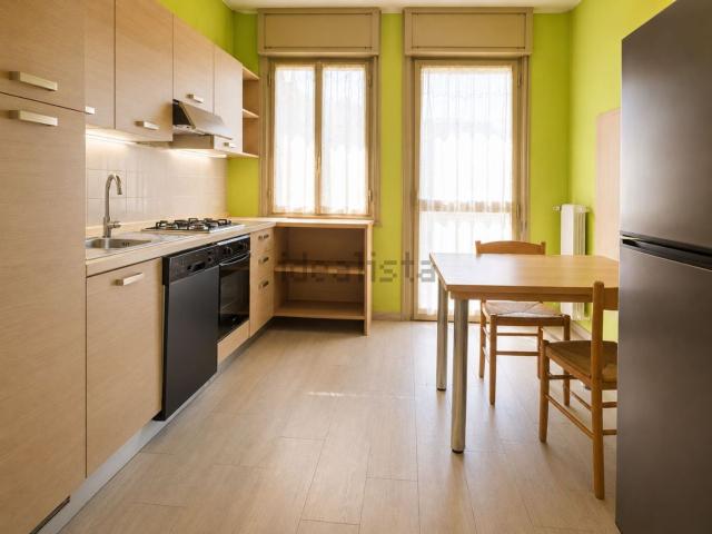 Appartamento in vendita di 162 m² in Via Buonarroti M 35