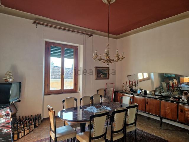 Appartamento in vendita di 162 m² in Via Francesco Crispi, 15