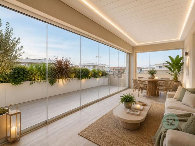 Appartamento in vendita di 162 m² in Via Jacopone da Todi