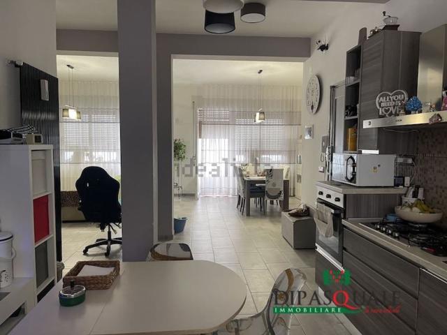 Appartamento in vendita di 162 m² in Via Lombardo Radice, 18