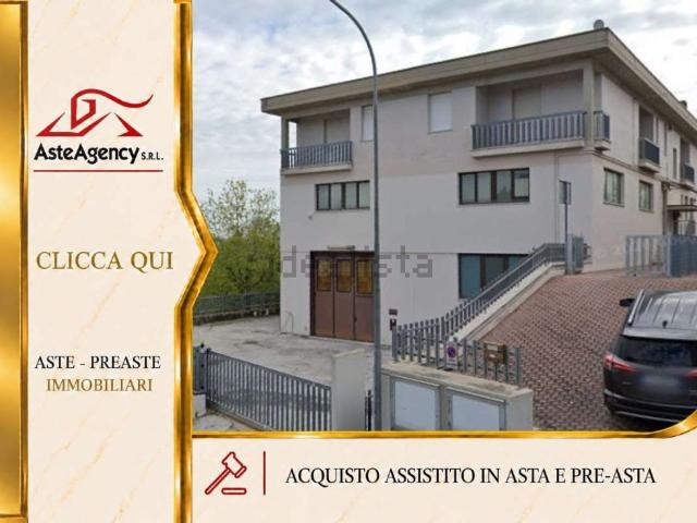 Appartamento in vendita di 162 m² in Via Lorenzo Lotto, 1