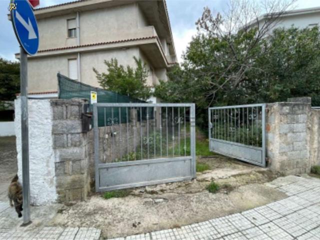 Appartamento in vendita di 162 m² in Via Luigi Oggiano, 48