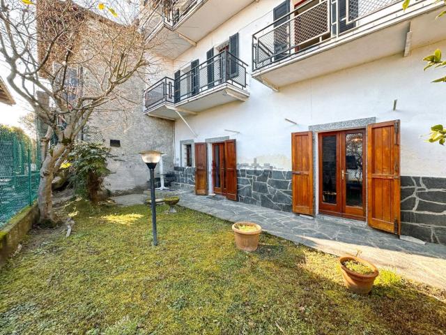 Appartamento in vendita di 162 m² in Via per Ghiffa, 3