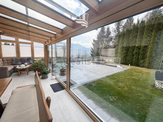 Appartamento in vendita di 162 m² in Frazione Tiles
