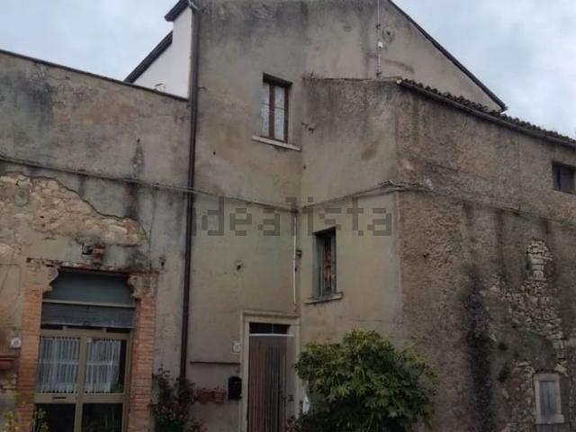 Appartamento in vendita di 162 m² in Piazza A. Lombardi