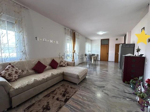 Appartamento in vendita di 163 m²