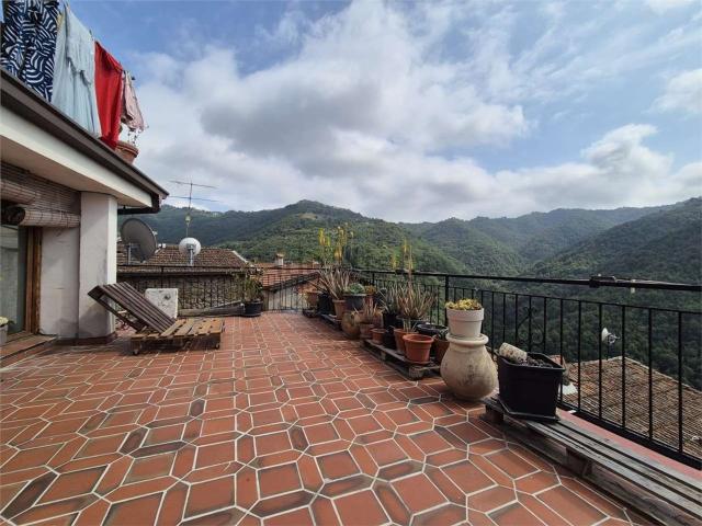 Appartamento in vendita di 163 m² in Via Castello, 17