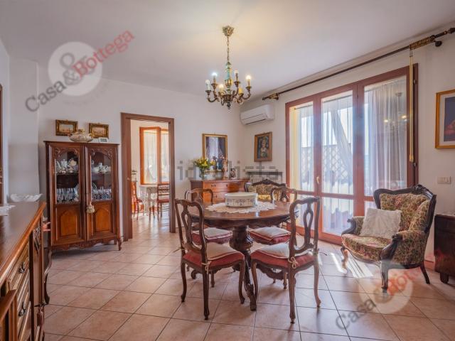 Appartamento in vendita di 163 m² in Via Celle, 105