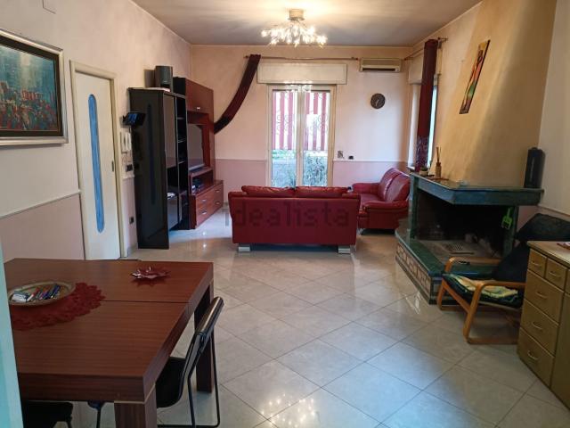 Appartamento in vendita di 163 m² in Via A. Minichini