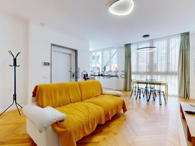Appartamento in vendita di 163 m² in Via Aosta, 19