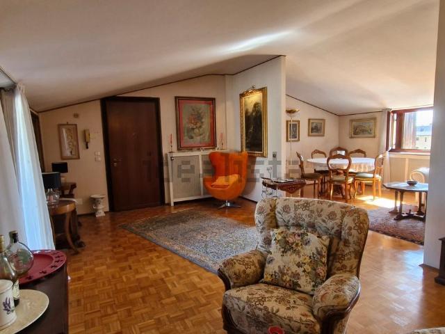 Appartamento in vendita di 163 m² in Via Giuseppe Capparozzo