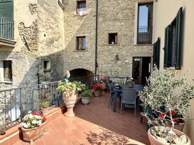 Appartamento in vendita di 163 m² in Via del Borgo, 40