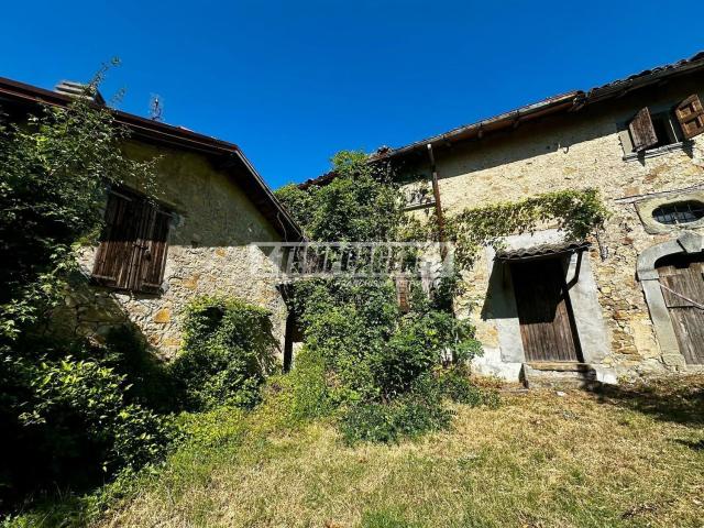 Appartamento in vendita di 200 m² in Via della Chiesa, 591