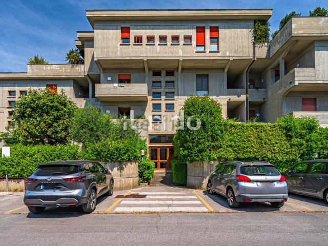 Appartamento in vendita di 163 m² in Via Ernesto Rossi