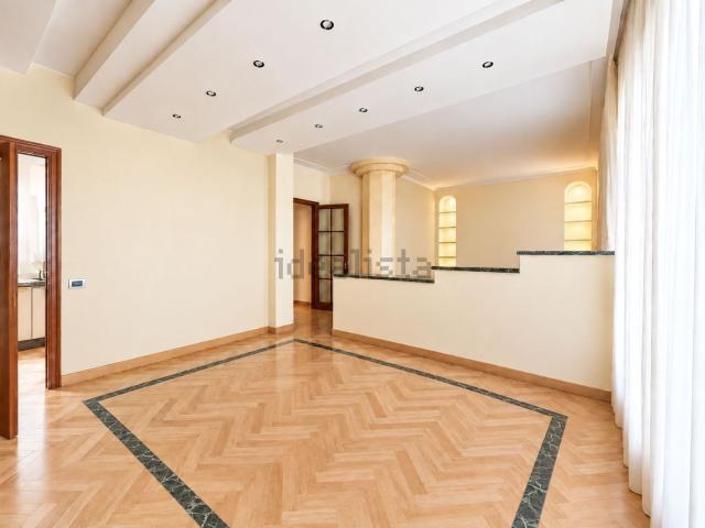 Appartamento in vendita di 163 m² in Via Francesco Mario Pagano, 5