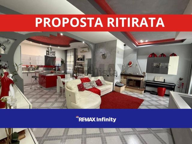 Appartamento in vendita di 163 m² in Via Luigi Angrisani