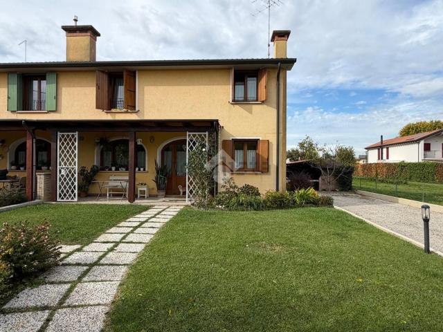 Appartamento in vendita di 163 m² in Via Marche, 600