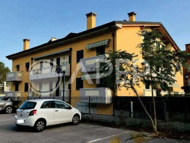 Appartamento in vendita di 163 m² in Via N. Sauro, 22
