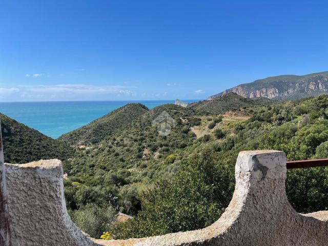 Appartamento in vendita di 163 m² in Via Porto Flavia, 10