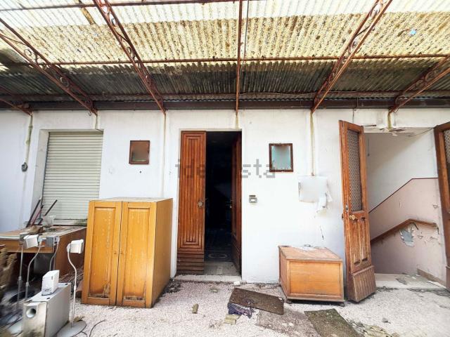 Appartamento in vendita di 163 m² in Via Provinciale Feltresca, 52