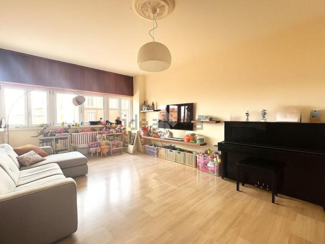 Appartamento in vendita di 163 m² in Corso Giuseppe Garibaldi, 107