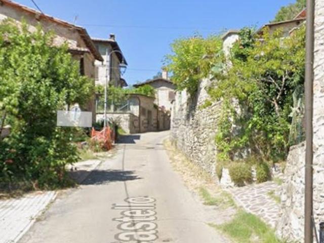 Appartamento in vendita di 164 m² in Via Castello