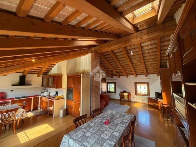 Appartamento in vendita di 164 m² in Via Castellana, 153