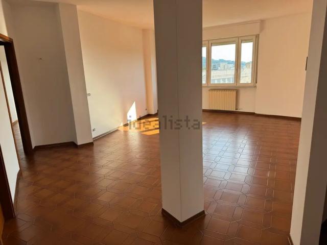 Appartamento in vendita di 164 m² in Via Bragarina