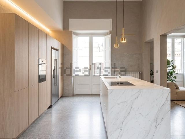 Appartamento in vendita di 164 m² in Via Giotto