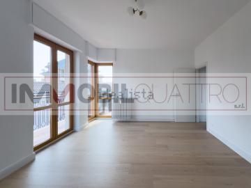 Appartamento in vendita di 164 m² in Via M. D&apos Azeglio, 19